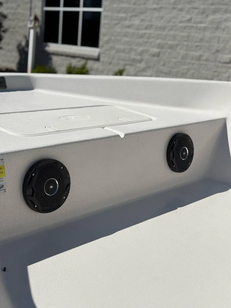 Slide: The Image of Carolina EV 180 SEA SKIFF 2025 - 9