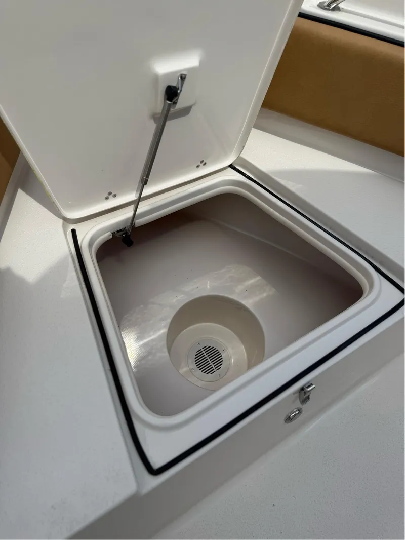 Slide: The Image of Sea Chaser 20 HFC 2025 - 25