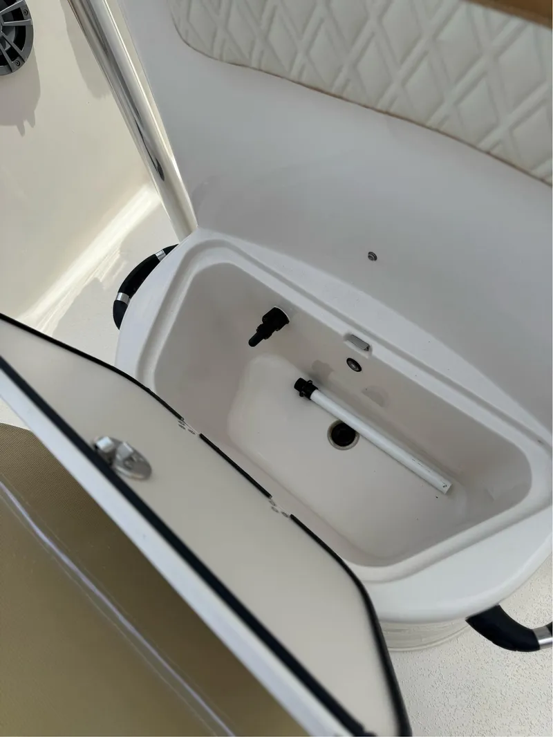 Slide: The Image of Sea Chaser 20 HFC 2025 - 26