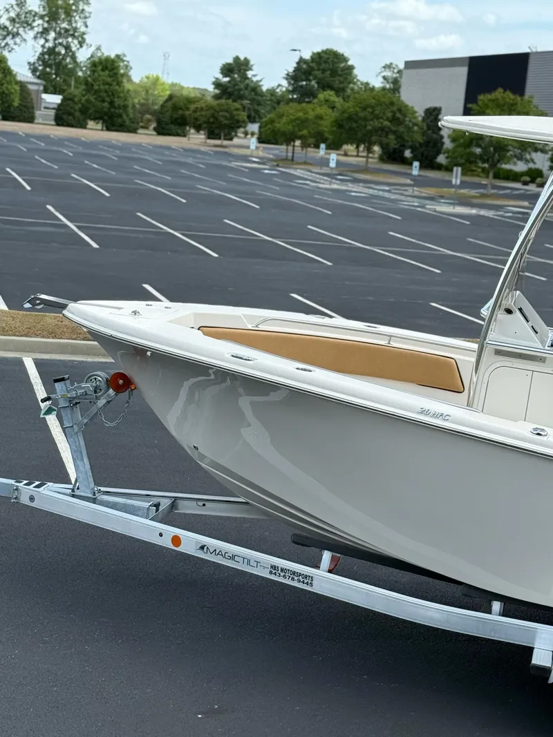 Slide: The Image of Sea Chaser 20 HFC 2025 - 4