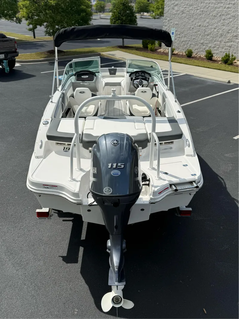 Slide: The Image of Chaparral 19 SSi OB 2024 - 3