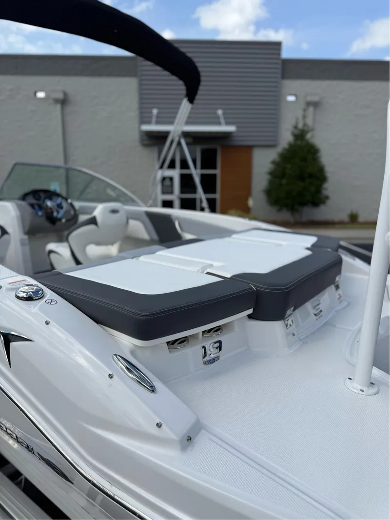 Slide: The Image of Chaparral 19 SSi OB 2024 - 8