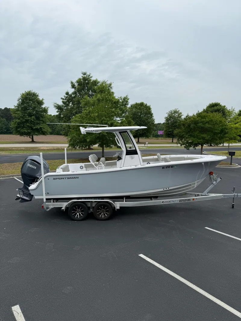 Slide: The Image of Sportsman Heritage 231 Center Console 2024 - 10