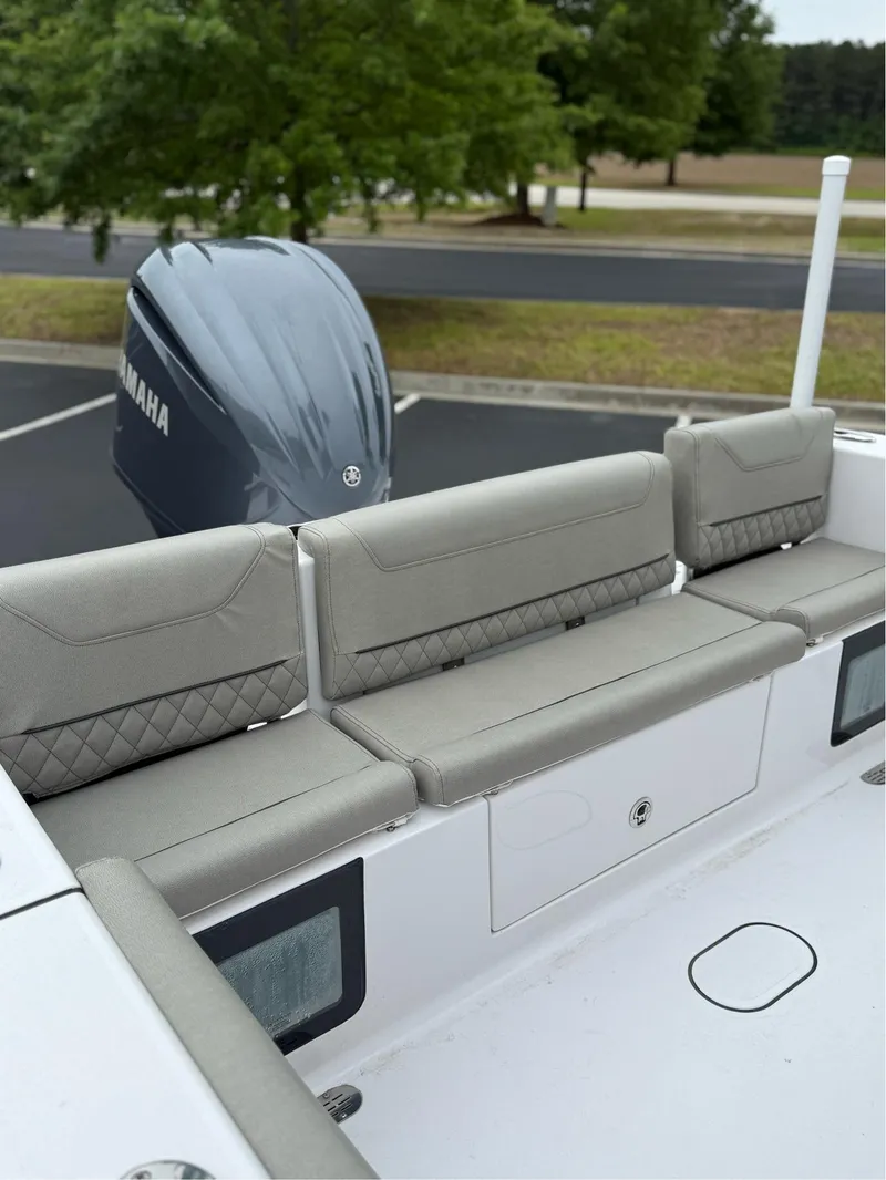 Slide: The Image of Sportsman Heritage 231 Center Console 2024 - 20