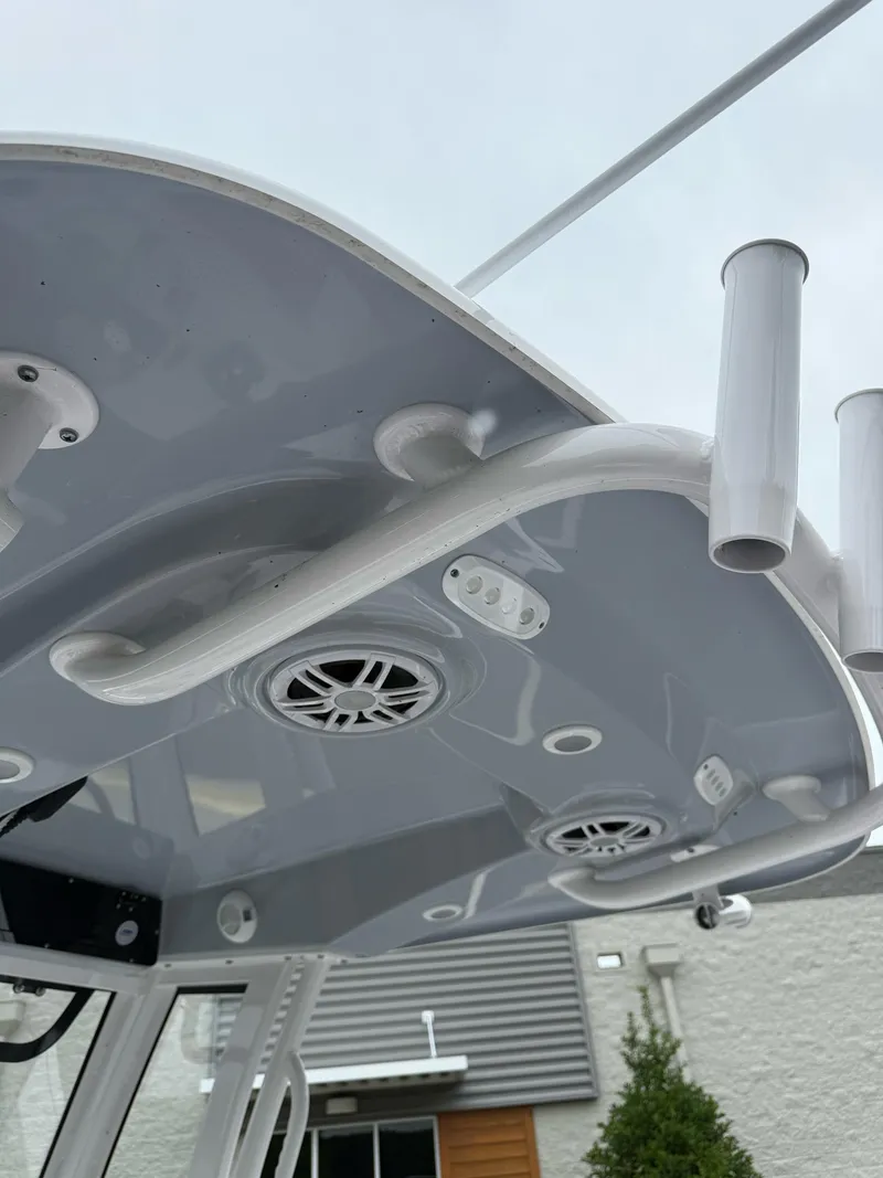 Slide: The Image of Sportsman Heritage 231 Center Console 2024 - 32