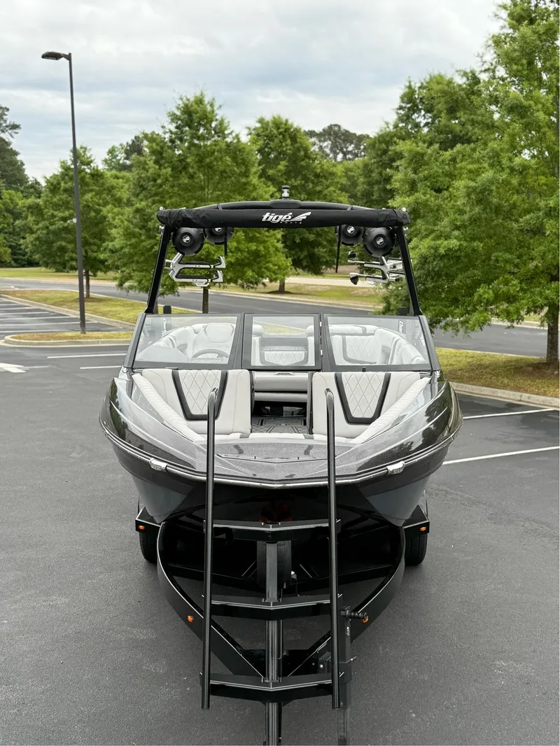 Slide: The Image of Tigé 25ZX 2022 - 55