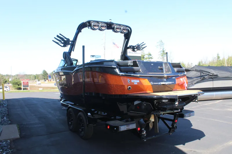 Slide: The Image of MasterCraft XStar S 2023 - 5