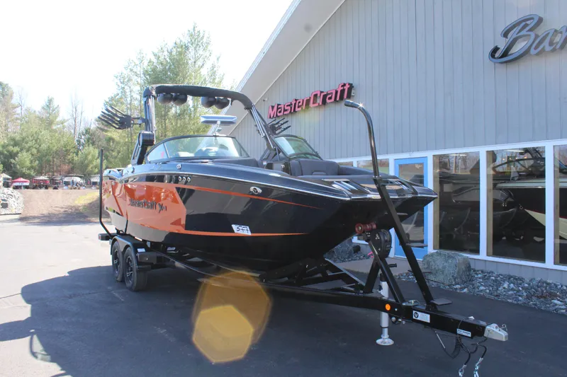 Slide: The Image of MasterCraft XStar S 2023 - 8
