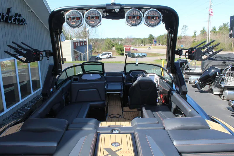 Slide: The Image of MasterCraft XStar S 2023 - 9