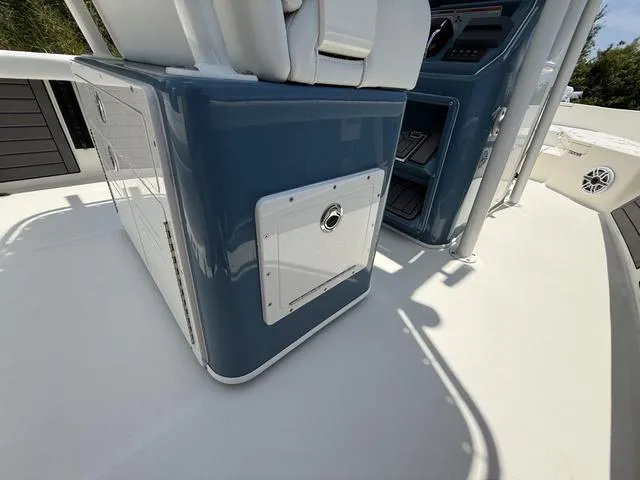 Slide: The Image of Pathfinder 2400 TRS 2025 - 40