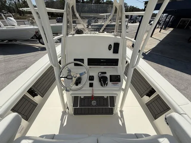 Slide: The Image of Pathfinder 2400 Open 2025 - 21