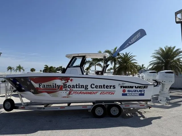 Slide: The Image of Twin Vee 280 GFX2 2025 - 3