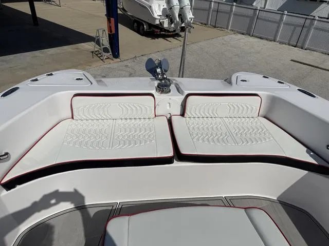 Slide: The Image of Twin Vee 280 GFX2 2025 - 46