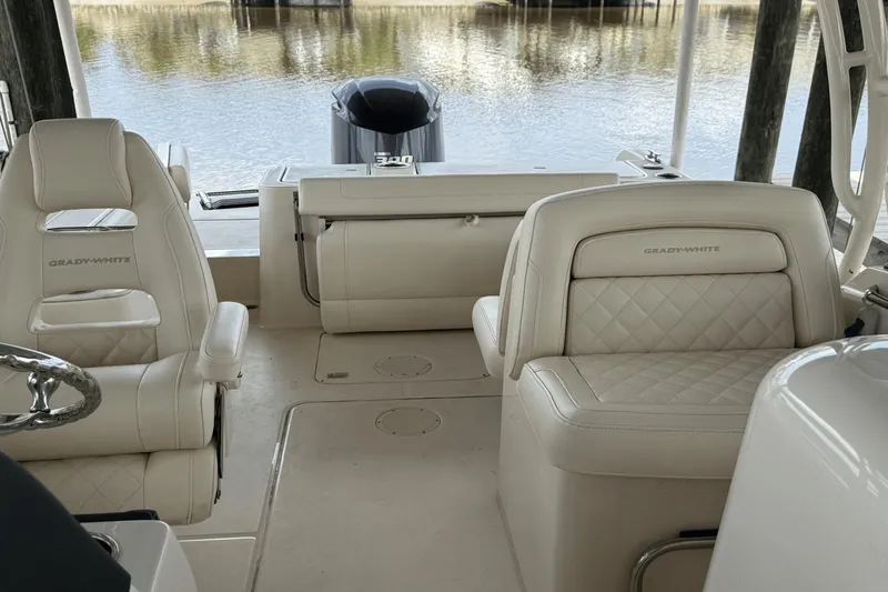 Slide: The Image of Grady-White Freedom 235 2019 - 16