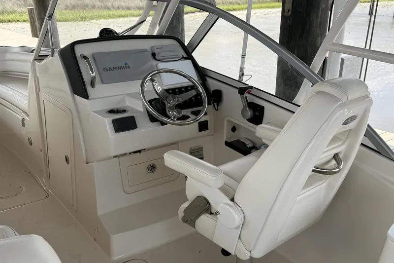 Slide: The Image of Grady-White Freedom 235 2019 - 4