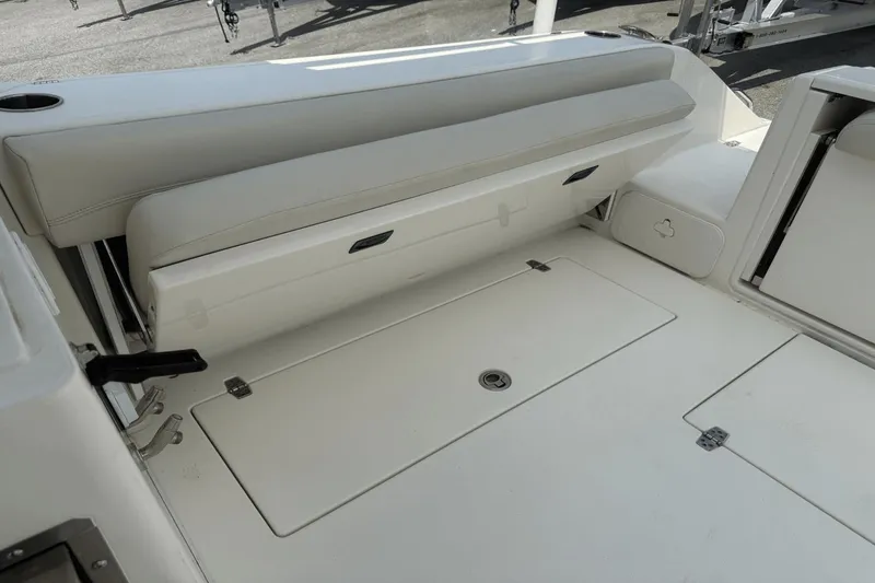 Slide: The Image of Cobia 280 Dual Console 2018 - 22