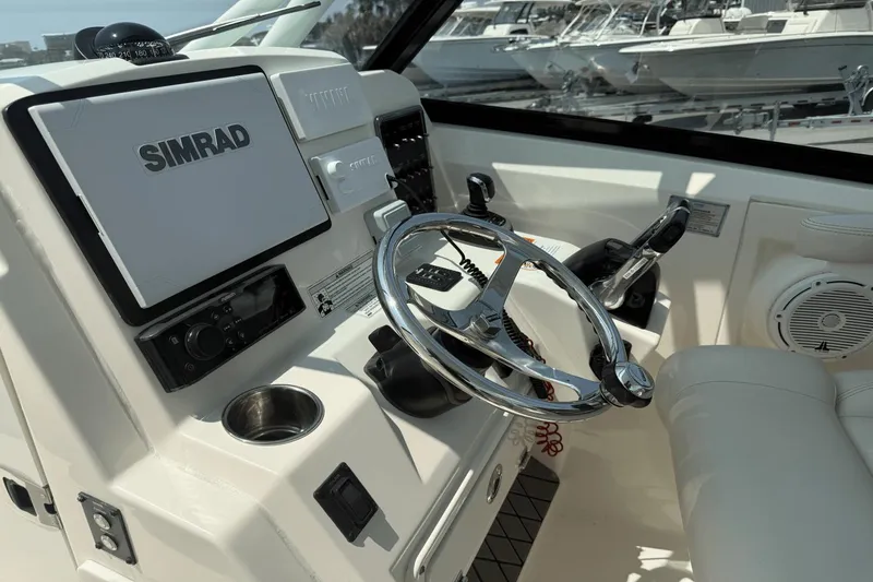 Slide: The Image of Cobia 280 Dual Console 2018 - 30