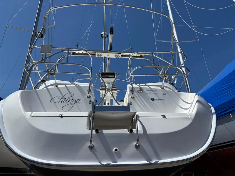 Slide: The Image of Hunter 41 Deck Salon 2008 - 10