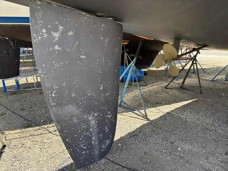 Slide: The Image of Hunter 41 Deck Salon 2008 - 16