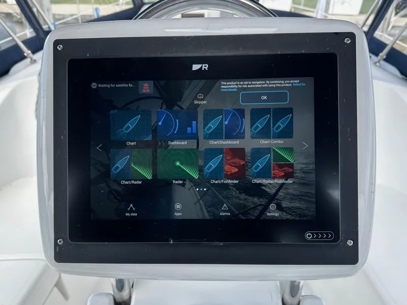 Slide: The Image of Hunter 41 Deck Salon 2008 - 41