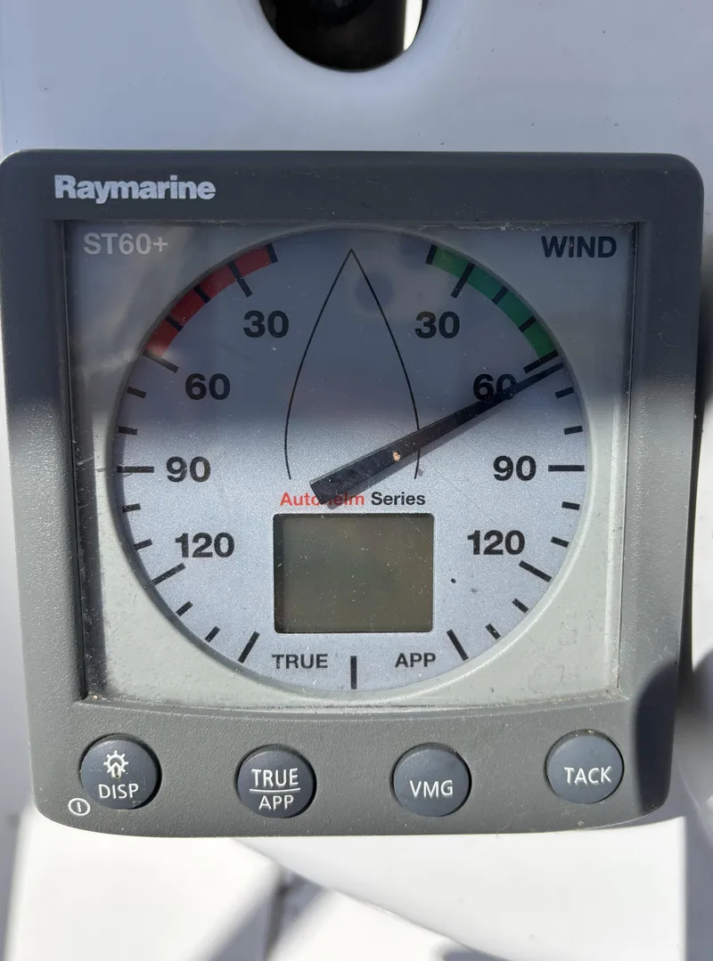 Slide: The Image of Hunter 41 Deck Salon 2008 - 42