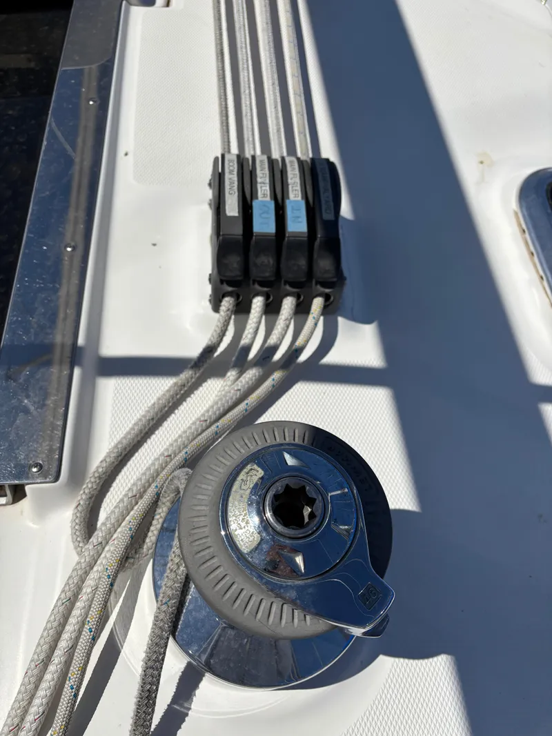 Slide: The Image of Hunter 41 Deck Salon 2008 - 58