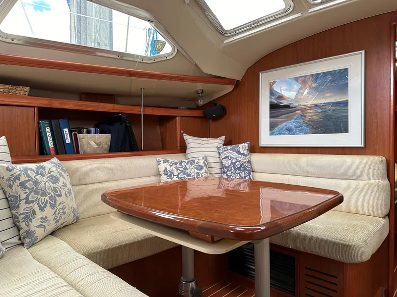 Slide: The Image of Hunter 41 Deck Salon 2008 - 61