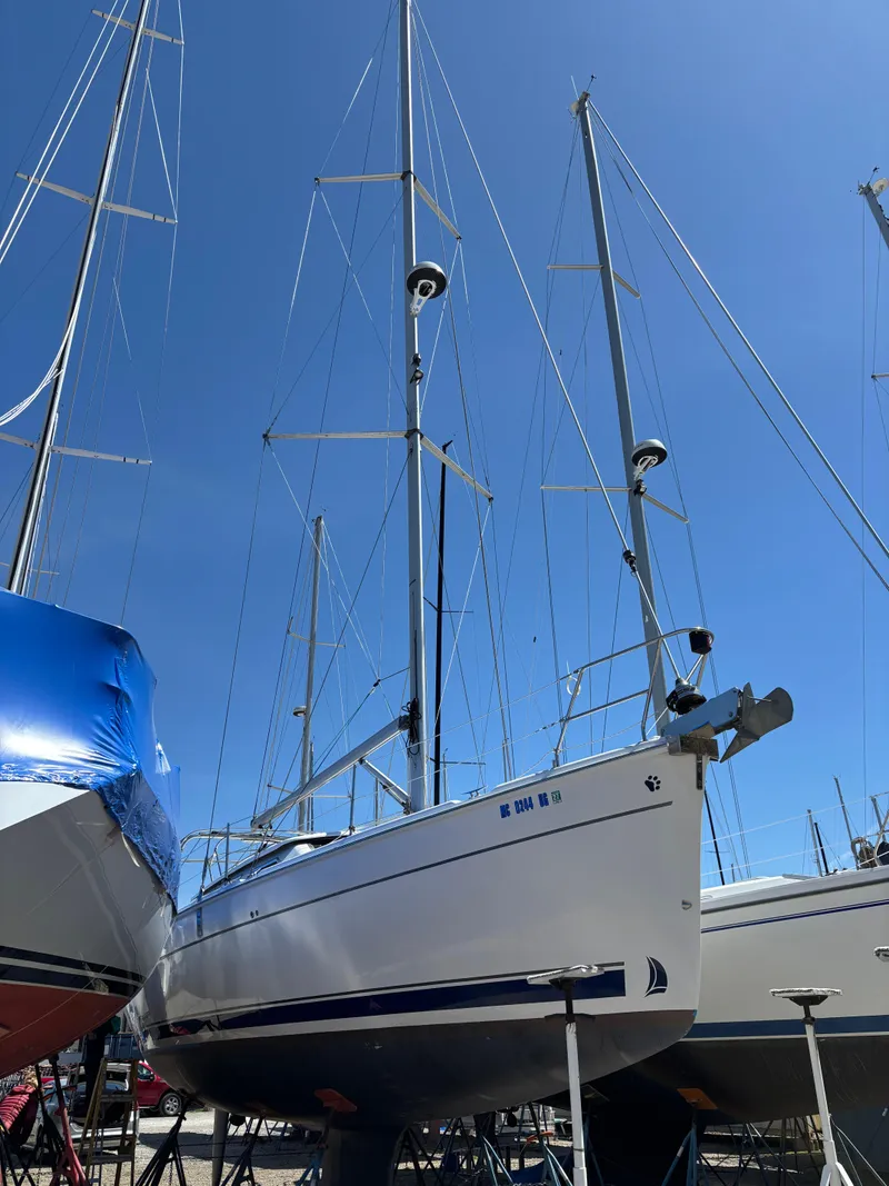 Slide: The Image of Hunter 41 Deck Salon 2008 - 9