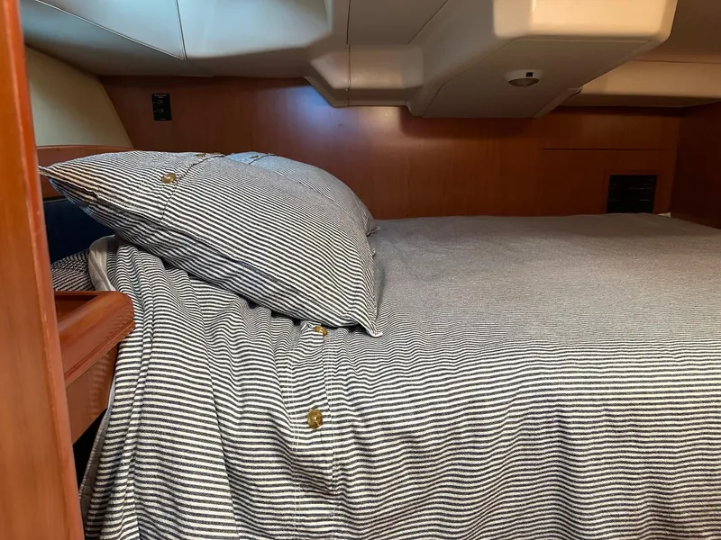 Slide: The Image of Hunter 41 Deck Salon 2008 - 91