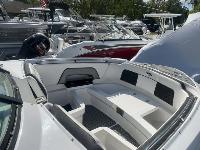 Slide: The Image of Monterey M-65 2020 - 10