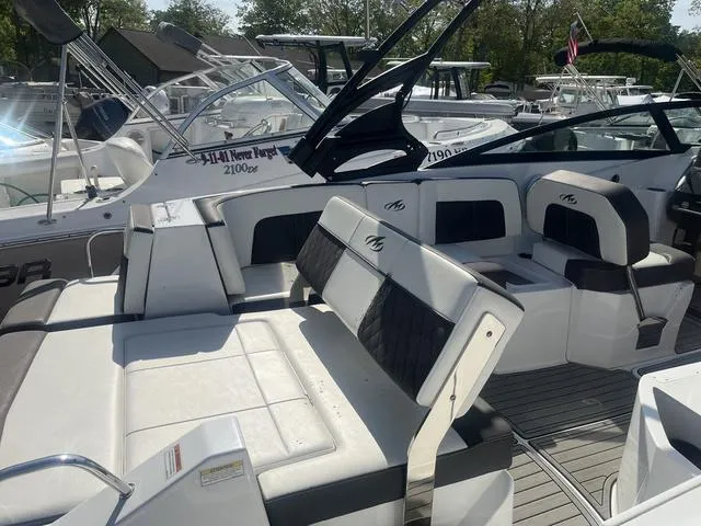 Slide: The Image of Monterey M-65 2020 - 6