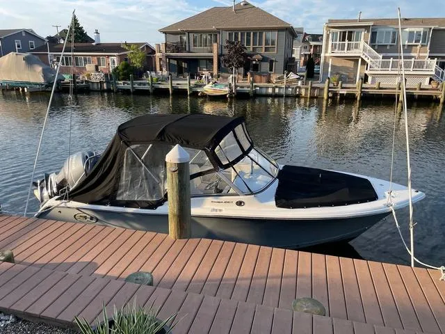 Slide: The Image of Sea Hunt Escape 211 LE 2017 - 10