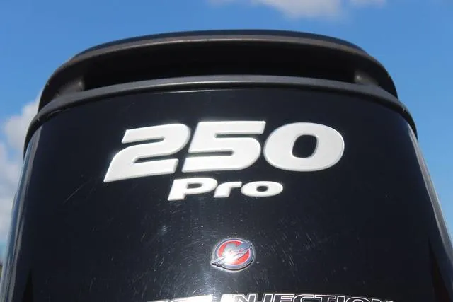 Slide: The Image of Phoenix Bass Boats 921 PHX 2017 - 10