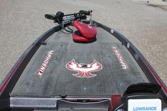 Slide: The Image of Phoenix Bass Boats 921 PHX 2017 - 14