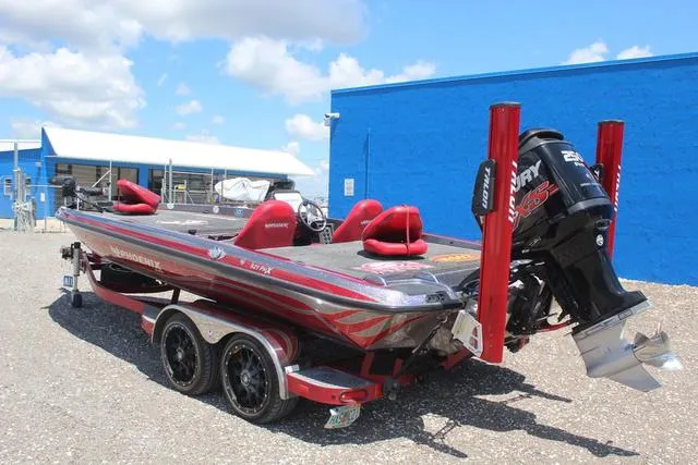 Slide: The Image of Phoenix Bass Boats 921 PHX 2017 - 6