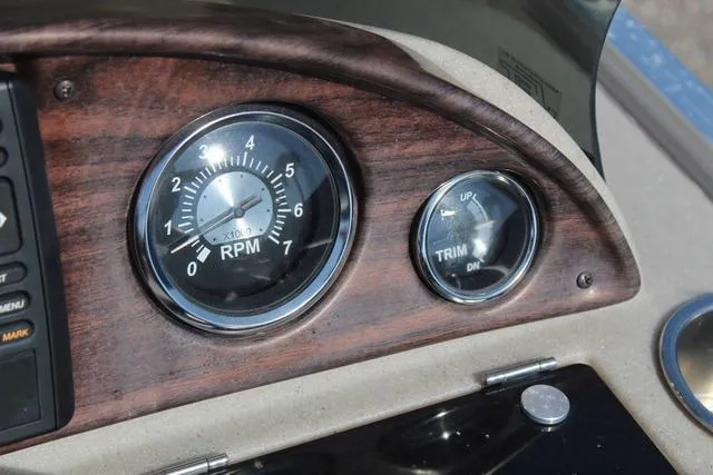 Slide: The Image of Avalon GS Cruise 19' 2016 - 19