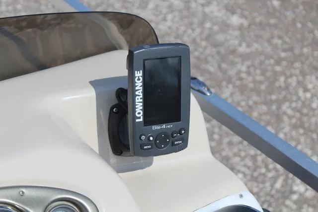 Slide: The Image of Palm Beach 220D 2008 - 23