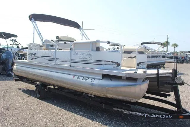 Slide: The Image of Palm Beach 220D 2008 - 3