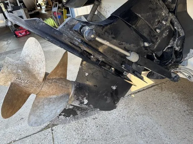 Slide: The Image of Sea Ray 270 Sundeck 2006 - 12