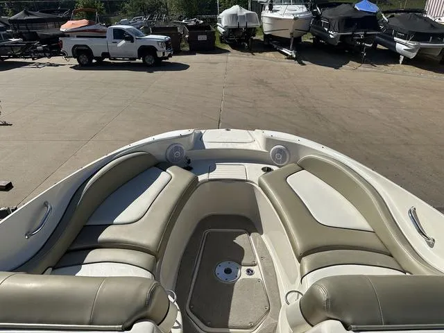 Slide: The Image of Sea Ray 270 Sundeck 2006 - 4