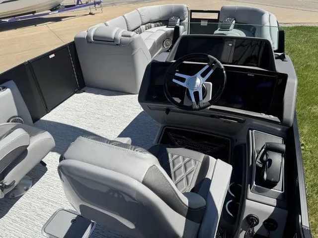 Slide: The Image of Bennington R Swingback 25 RSBA 2025 - 12