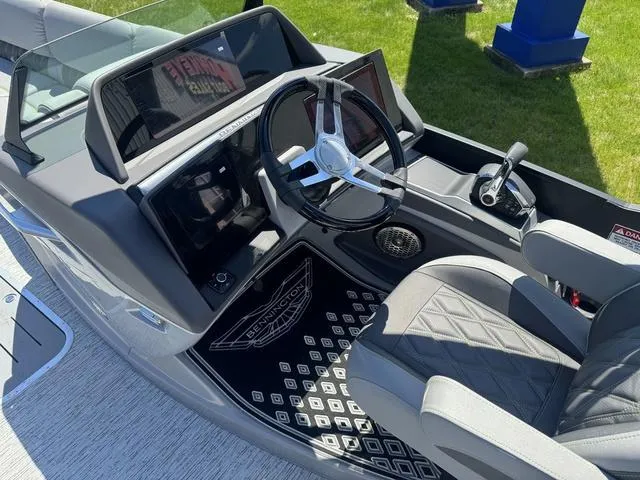 Slide: The Image of Bennington R Swingback 25 RSBA 2025 - 13