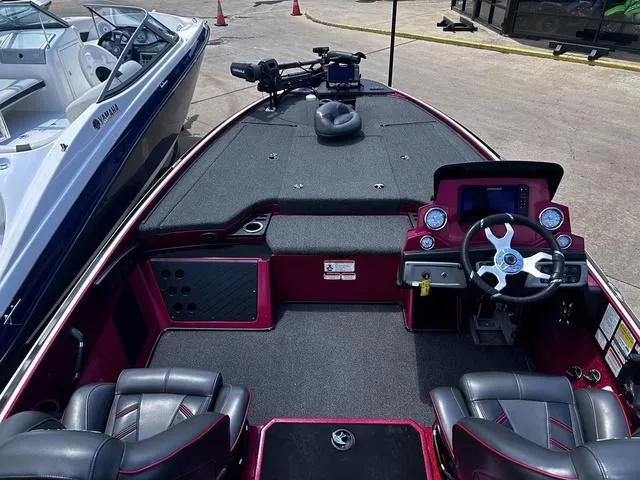 Slide: The Image of Nitro Z19 2022 - 10