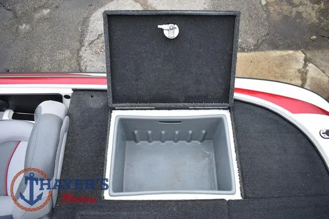 Slide: The Image of Open storage compartment on 2015 Nitro Z Series Z-8 boat deck. - 36