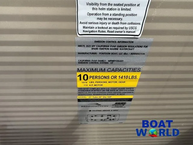 Slide: The Image of Bennington 22 SSR Pontoon 2021 - 37