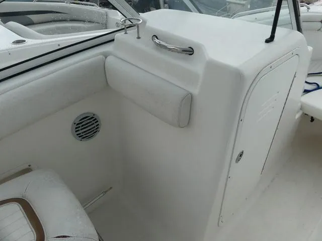 Slide: The Image of Sea Fox 216 Traveler 2008 - 14