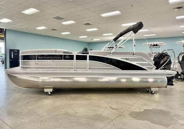 Slide: The Image of Bennington M L-Bench 22ML 2025 - 1