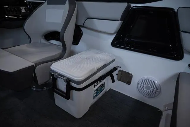 Slide: The Image of Yamaha AR190 2025 - 13