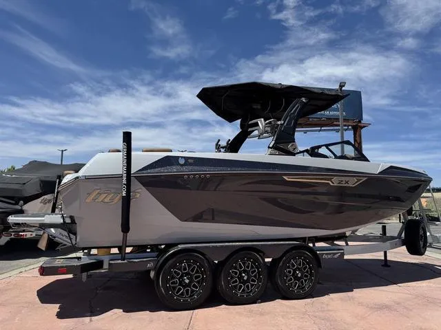 Slide: The Image of Tigé 23ZX 2025 - 7