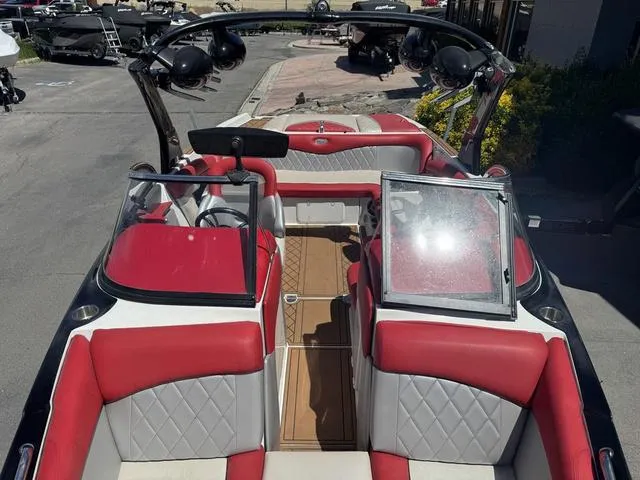 Slide: The Image of Tigé RZ2 2010 - 11